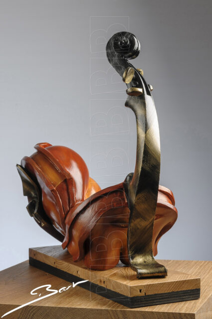 Surrealistic sculpture combining a violin and a woman in one shape, titled Miss Chief