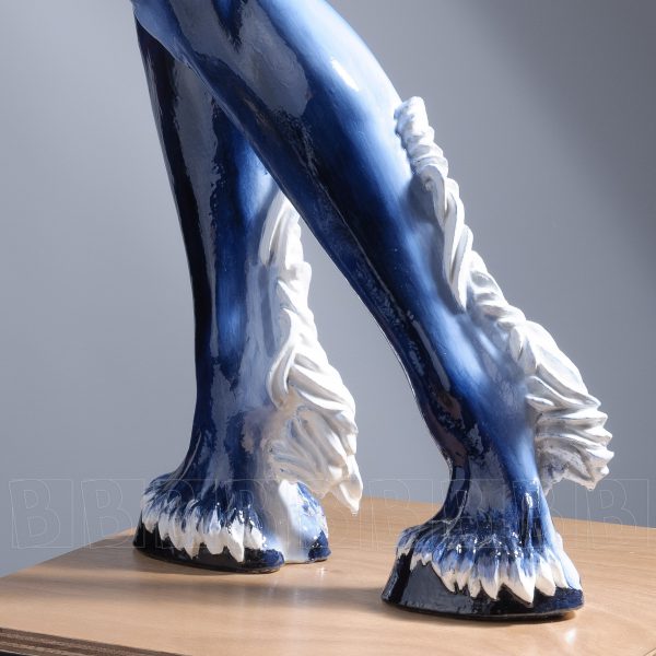 De benen van de Centaur Hylonome in jeans